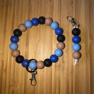 Mommy & Me wristlets!